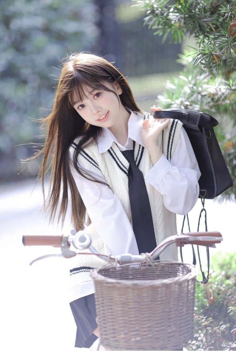 3dfcca65fa2a1615fdbefbe2363ae694-size-800x1187-1773474248420.jpg